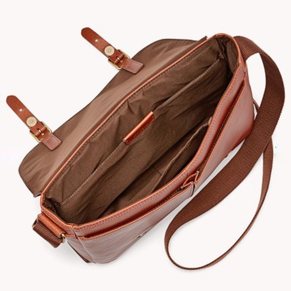 🎊Host Pick🎉 Fossil Buckner E/W City - Picture 3 of 4